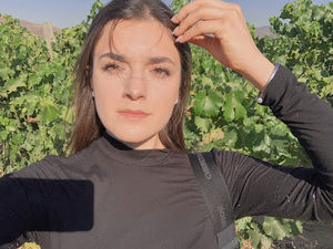 Meet your Posher, Amara